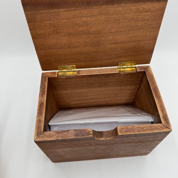 New Eccolo Wooden Recipe Box with 50 Lined Cards, 6 Dividers 7” X 4.5” X 5.5” - Picture 3 of 14